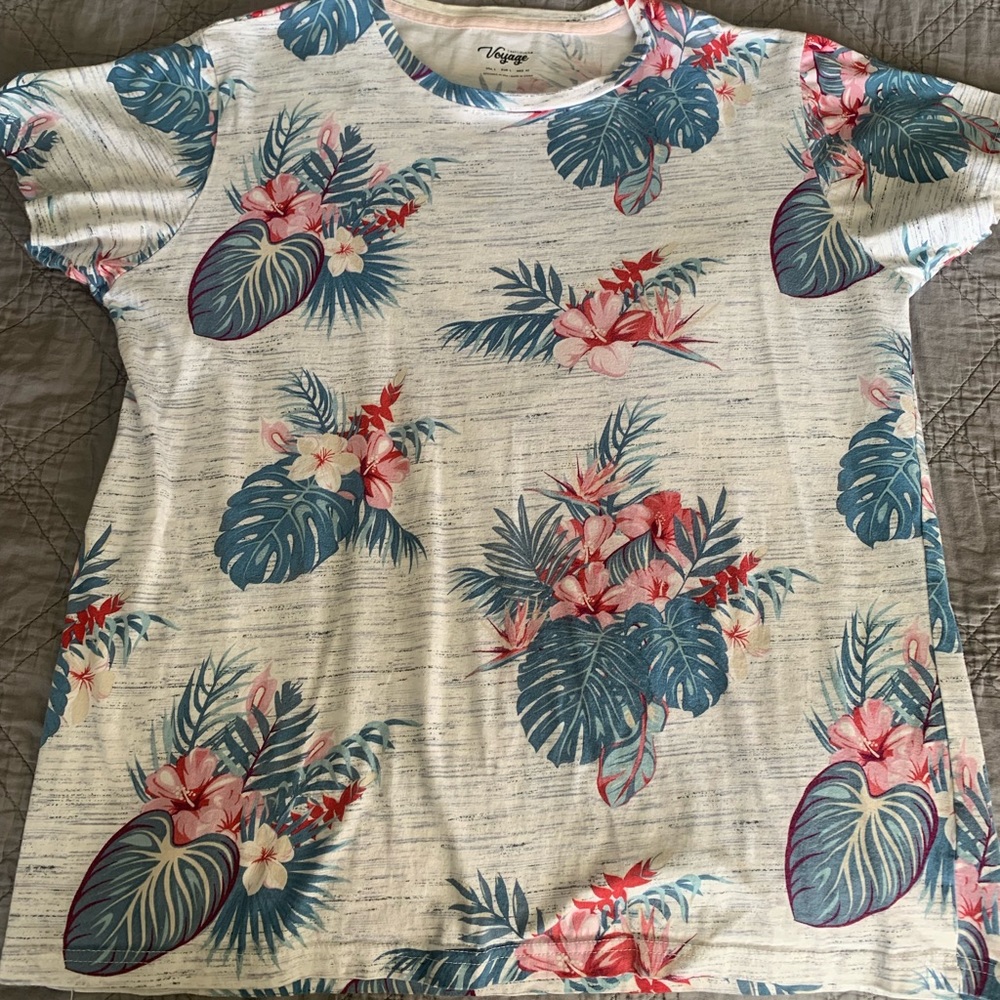 Voyage craft + flow tropical T-shirt